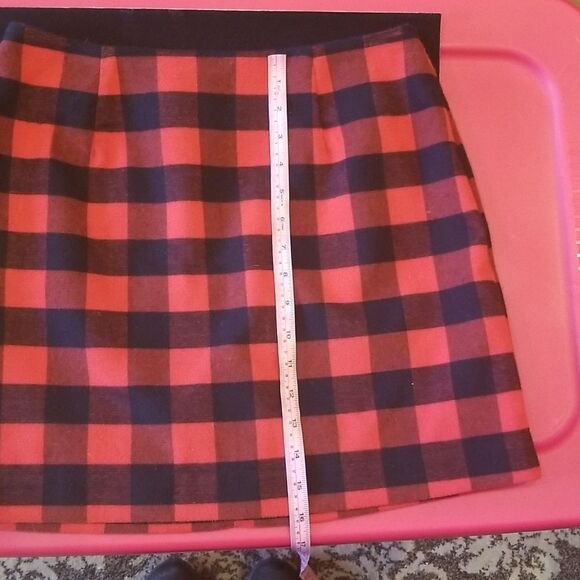 New Old Navy Red Plaid Mini Skirt Size 2 - Picture 6 of 6
